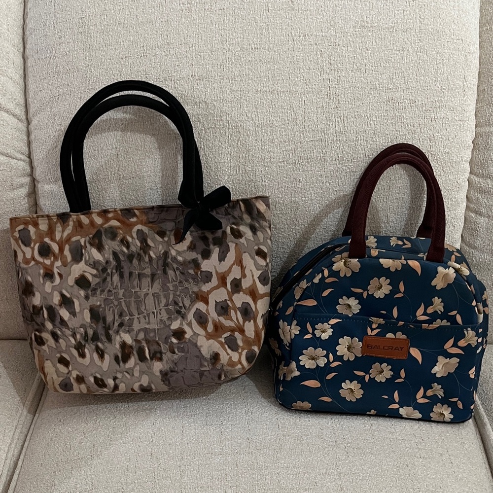 Stylish Floral and Animal Print Lunch Bags